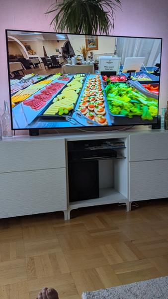 Philips 65" OLED759 4K OLED Ambilight Smart TV (2024)