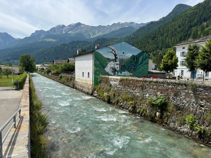 Country Roads of Switzerland - The Perfect Way to See beautiful Switzerland