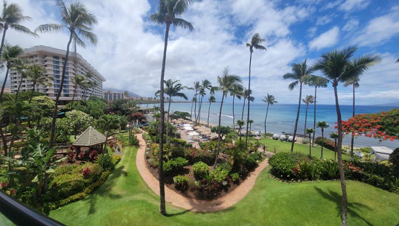 Hawaiian Explorer Premium