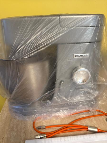 Chef XL KVL4100S