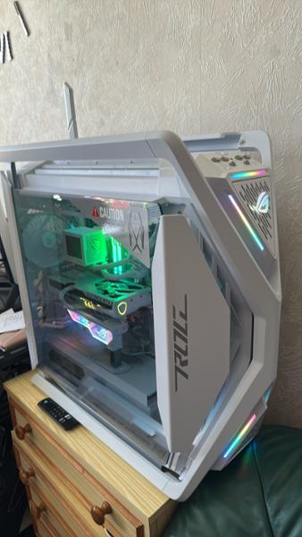 MSI GeForce RTX 5060 Ti 16G GAM TRIO OC WHITE näytönohjain