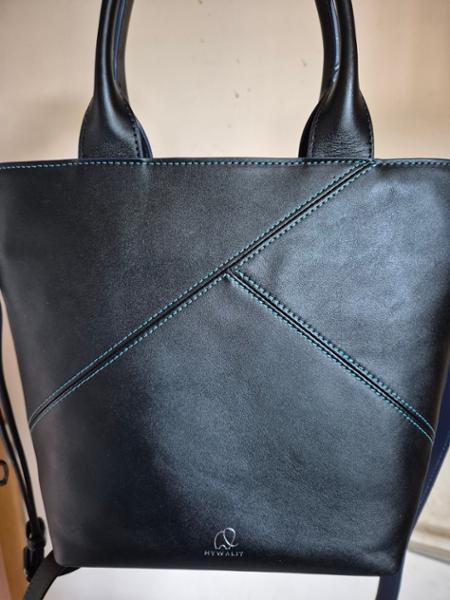 Perfect handbag!