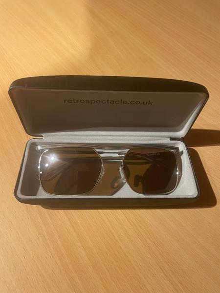 Great sunglasses, classic 60’s style. Love them