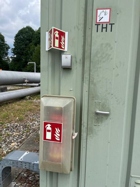 Internationale Brandschutzzeichen-Schilder "Feuerlöschgerät" nach ASR A1.3:2013 und EN ISO 7010