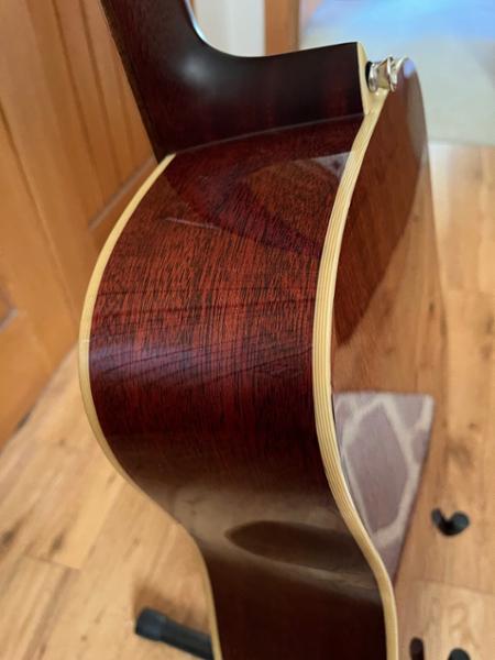Alvarez Masterworks MD60E Dreadnought Electro-Acoustic in Vintage Sunburst