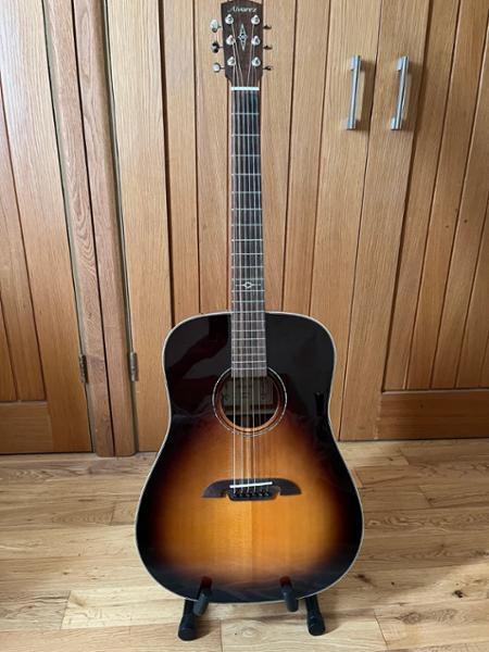 Alvarez Masterworks MD60E Dreadnought Electro-Acoustic in Vintage Sunburst
