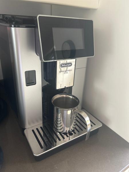 ECAM610.55.SB PrimaDonna Soul Automatic coffee maker