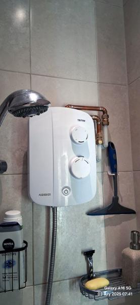 Silent Running Thermostatic Power Shower