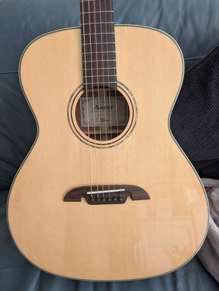 Alvarez Masterworks MG60 Grand Auditorium Acoustic Guitar in Natural