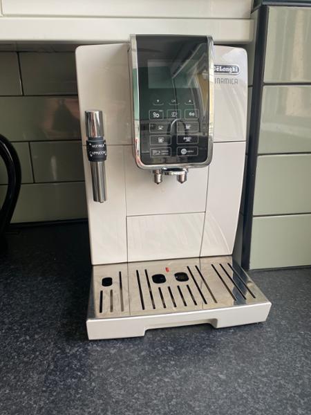 ECAM35035W Dinamica Automatic coffee maker