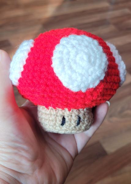 Mario Mushroom amigurumi pattern