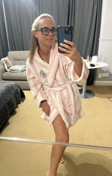 Victoria’s Secret - M-L - Pink Stripe Cosy Short Dressing Gown