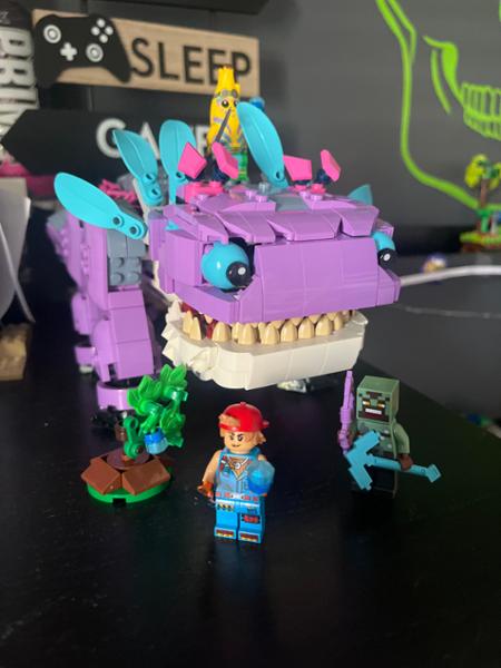 LEGO&reg; Fortnite&reg; Klombo (77077)
