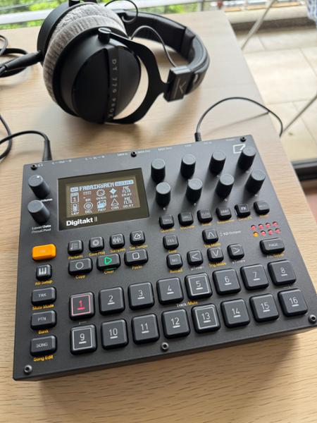 Elektron Digitakt MKII Sequencer + Sampler