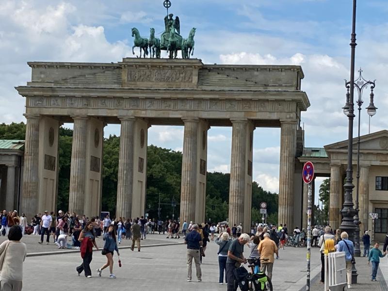 A good ‘taster’ to two interesting cities