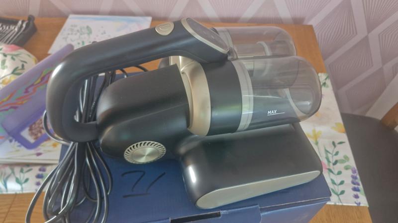 Hoover 4-in-1 Corded Handheld UV Mattress Vacuum Cleaner - HMC5 Black & Gold