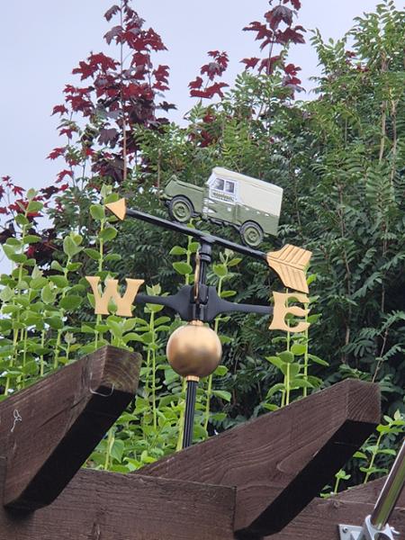 Metal Land Rover Weathervane