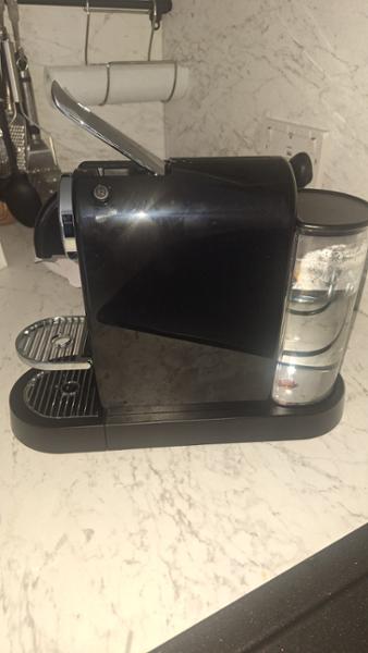 Nespreso Citiz Platinum Coffee Machine with Aeroccino Milk Frother - Platinum Edition