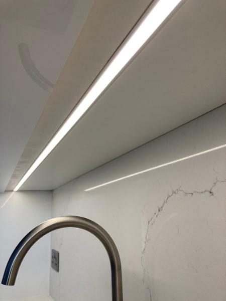 Tagra | Essential COB LED Strip Light | 320 LEDs p/m | 24V | IP20 | 8Wp/m | 5 & 50M Reel, 5m | 2700K - Very Warm White