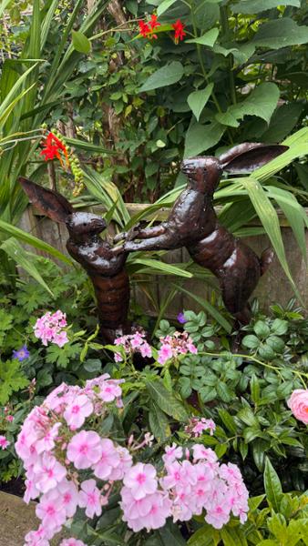 Nice animal garden sculpture feature
