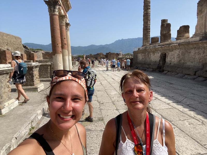 Pompeii & Sorrento: Round trip from Rome