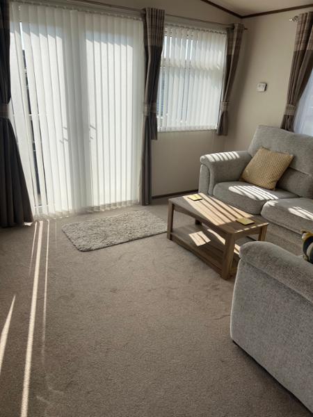Property Ref: 9930