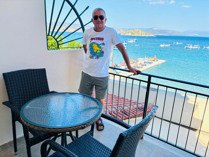 Beautiful Romvi Hotel in Tolon