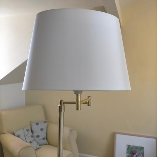 Barley Spotlight Bar, White