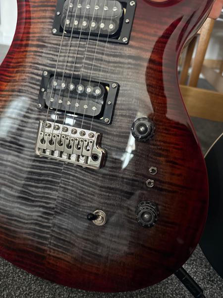 PRS SE Custom 24-08 Electric Guitar in Charcoal Cherry Burst