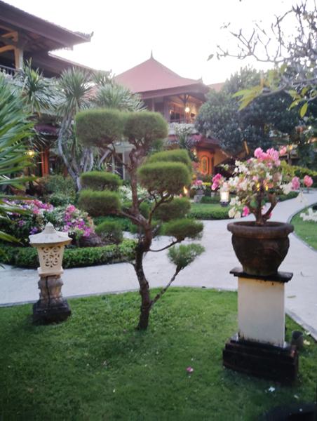 5766-All Inclusive Beachfront Bali Resort