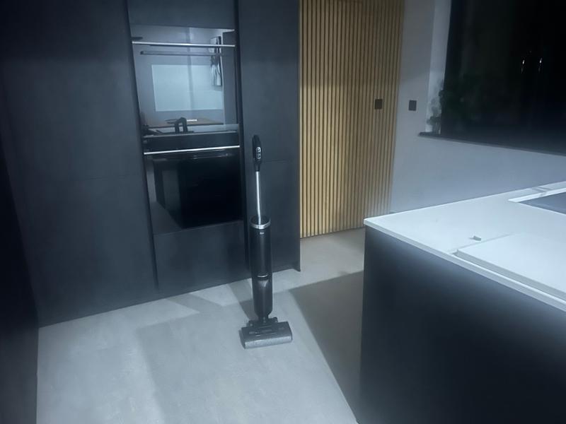 Hoover Turbo Clean Wet & Dry Cordless Floor Washer Vacuum with Anti Hair Wrap - Silver (HW300)