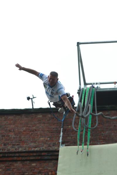 Glynns Whitby Bungee jump