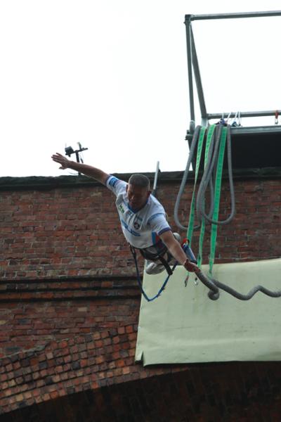 Glynns Whitby Bungee jump