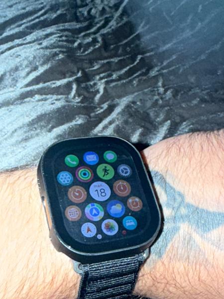 Apple Watch Ultra 2 49mm GPS+CEL (Black Titanium/Dark Green Alpine Loop) M