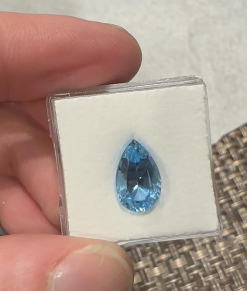 Santa Maria Afrique Aquamarine - Pear Cut