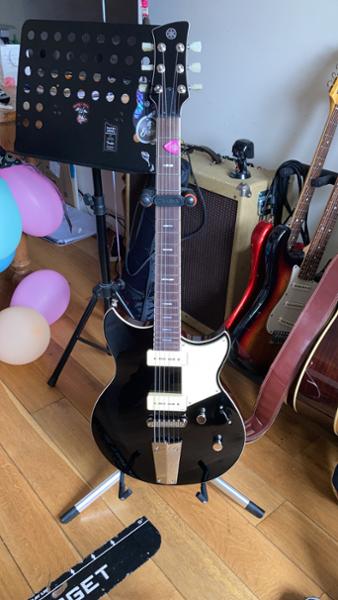 Yamaha Revstar Standard RSS02T Electric Guitar in Black
