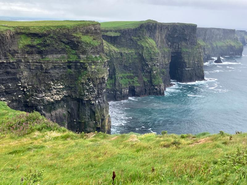 Country Roads of Ireland End Dublin