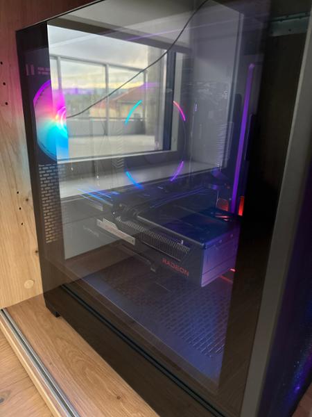 SAPPHIRE PULSE AMD Radeon RX 9070 XT GAMING 16 GB grafikkort