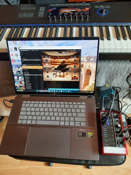 Behringer CU1A Ultra-Low Latency 2 In/2 Out USB/Audio Interface for Eurorack Module
