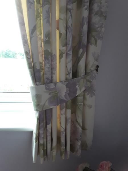 Made to Measure Curtains:Harlow Carr - LilacProduct Ref:BBHC 05Pattern Repeat: 64 cm<