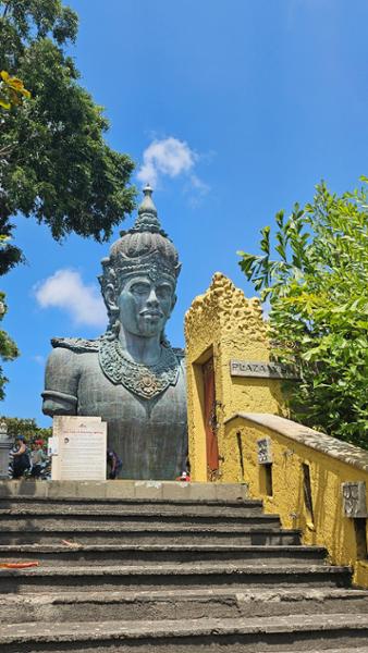 Discover Bali, Flores and Komodo Islands