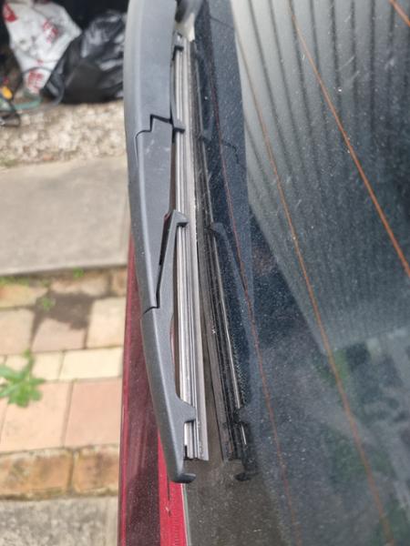 Wiper does not sit against window