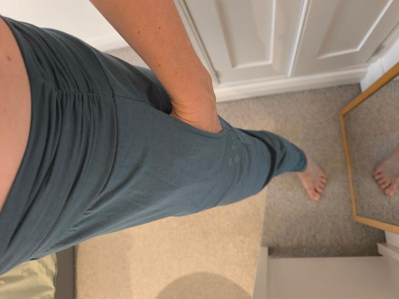 Nice quality clothes with great online shopping experience.
