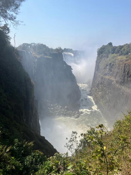 5589-2 for 1 South Africa & Victoria Falls
