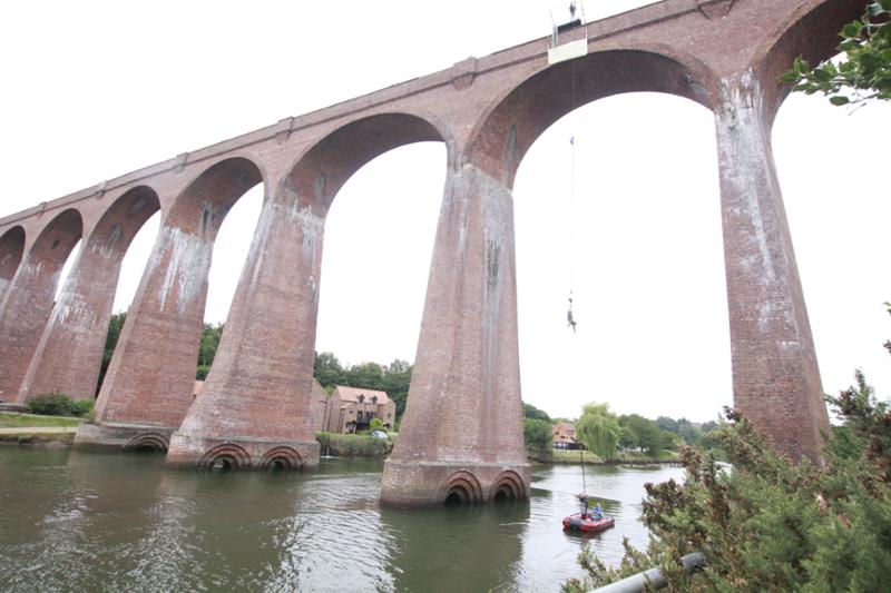 Bungee from a bridge 5*