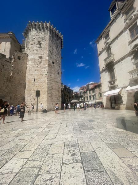 Your tour in Naples - The Secret Tunnels of Naples & Pizza