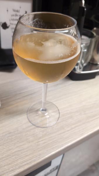 Monin Cloudy Lemonade Flavouring Syrup, 1 Litre, Vegan, Vegetarian-Friendly