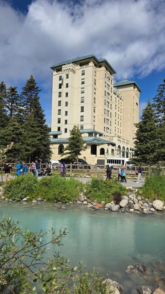 5607-Alaska & Canada Discovery