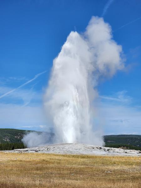 5366-Yellowstone, Alaska & The Rockies