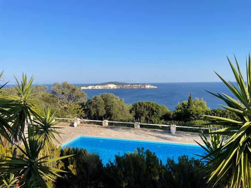 Villa with a view!